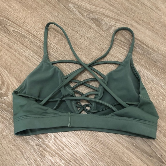 Victoria’s Secret sports bra - Picture 2 of 3